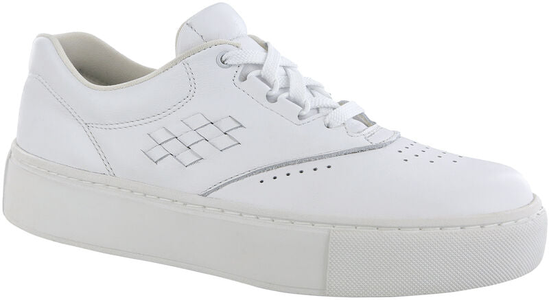 Free Rein Non Slip Lace Up