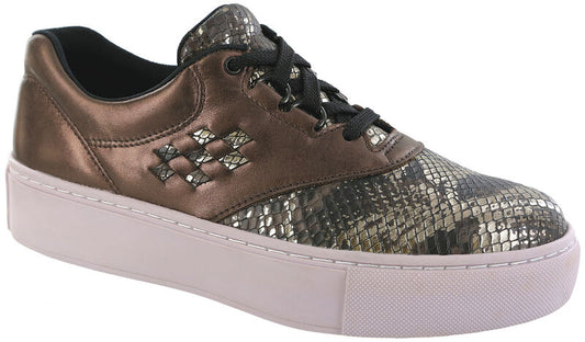 Free Rein LTD Non Slip Lace Up