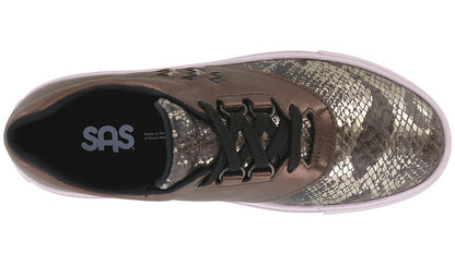 Free Rein LTD Non Slip Lace Up