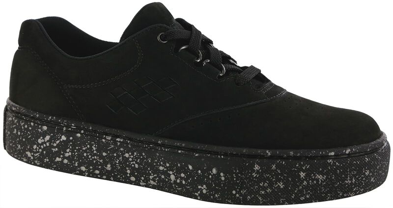 Free Rein Non Slip Lace Up